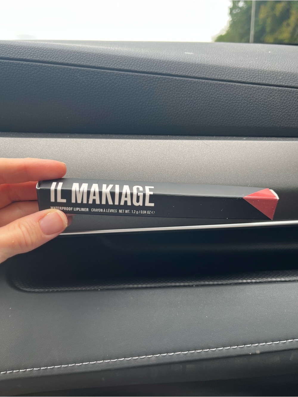 IL MAKIAGE Waterproof Lipliner - Antique (NIB)